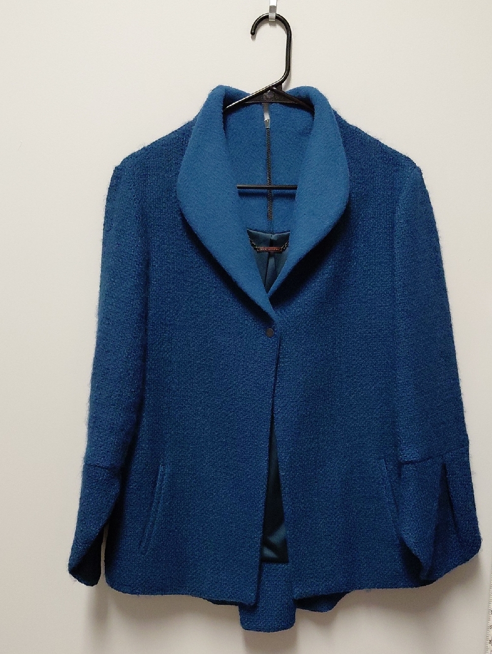 Elie Tahari Teal-Blue Bouclé Wool/Alpaca Open Front Jacket, Size Medium